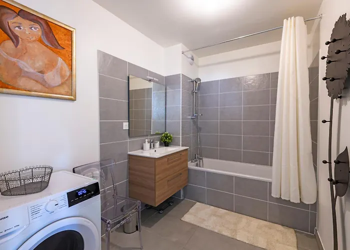 Le Joyau Nimois - Grande Terrasse Avec Parking Appartamento