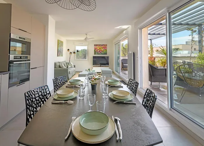 Appartamento Le Joyau Nimois - Grande Terrasse Avec Parking Nîmes